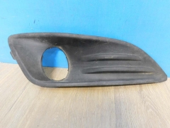 Решетка в бампер левая  Ford Fiesta 08-19 1777213