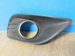 Решетка в бампер правая  Ford Focus 08-11 1528560