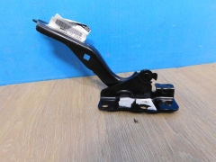 Петля капота левая  Mazda CX-5 12-17 НОВАЯ KD5352420A