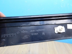 Накладка задней правой двери Ford Focus 08-11