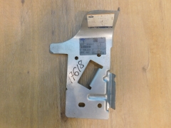 Усилитель пола багажника Ford  1473617