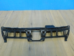 Основание решетки радиатора Suzuki Vitara 15- 7212154P00000
