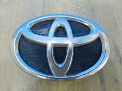 Эмблема Toyota Camry V40 2006-2011