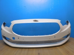 Бампер передний Kia Quoris 2012-