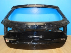 Дверь багажника Kia Sorento 12-18  737002P550 